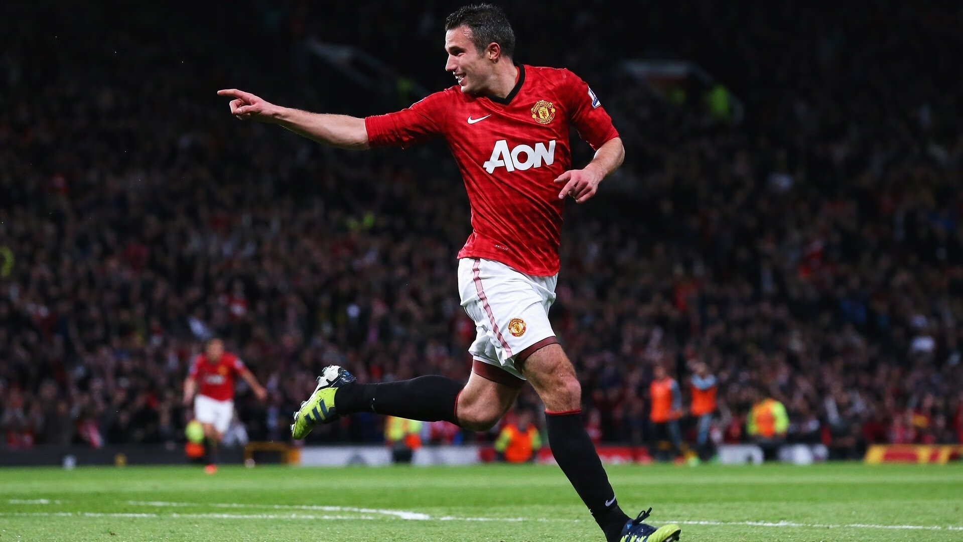 欧冠八强：皇马与曼城首回合2比2打平 两位门将都犯下致命失误